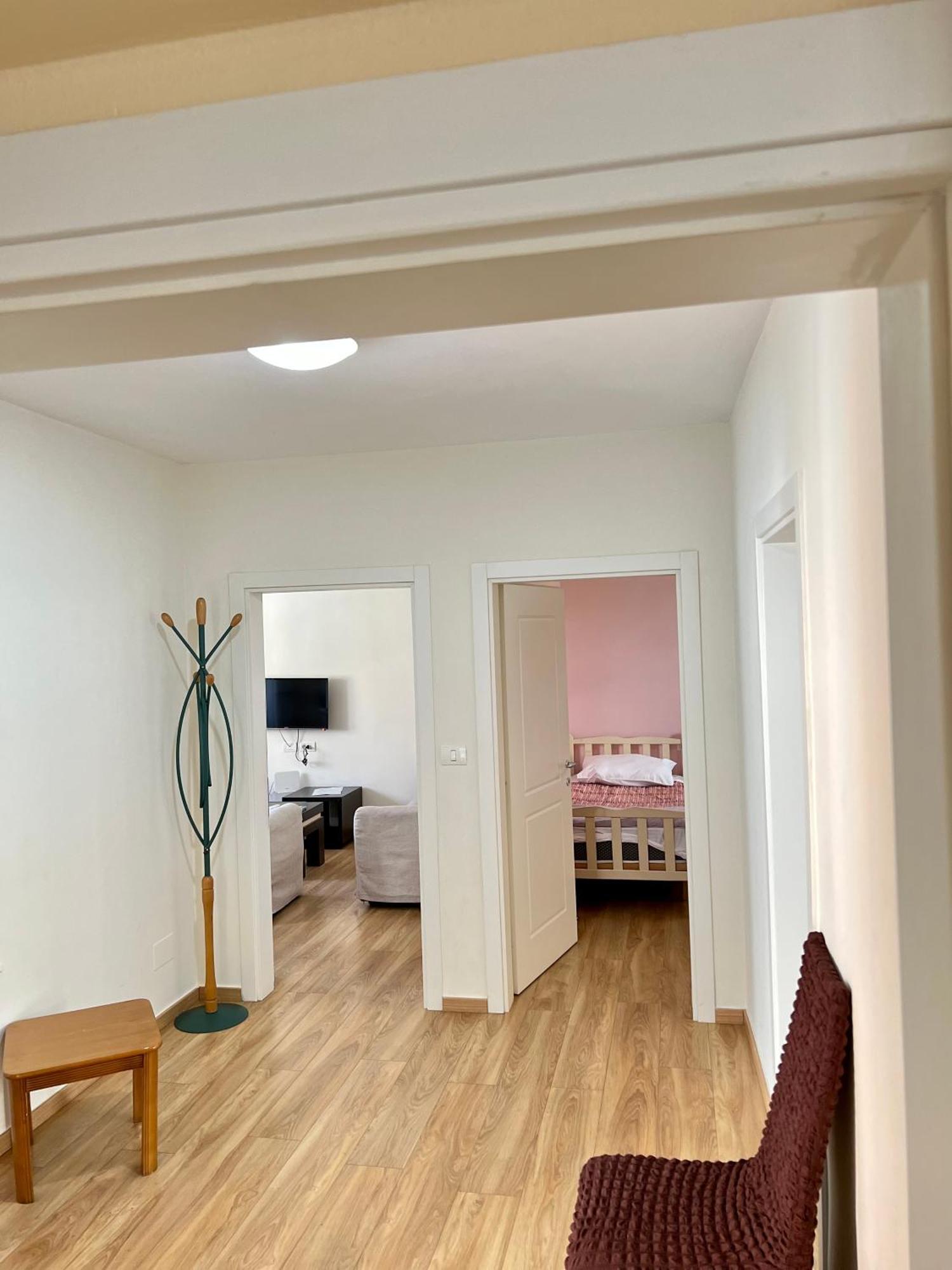 Skanderbeg Square Apartment Tirana Exterior photo